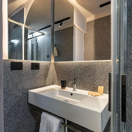 מלון Elide Design