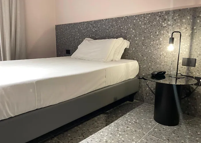 Hotel Elide Design 3*